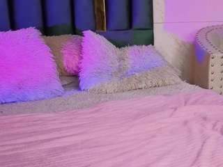 emilia-monroee Sex Cam Show