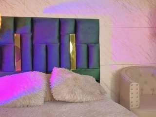 emilia-monroee Sex Cam Show