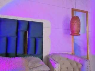 emilia-monroee