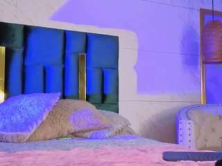 Emilia-Monroee