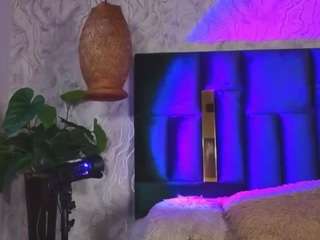 emilia-monroee