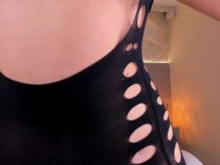 SofiaThonsonn live cam preview