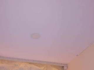 SofiaThonsonn live cam preview