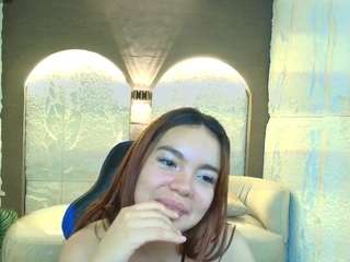 tuty-r live webcam show