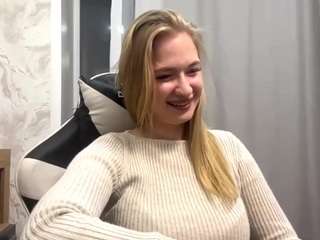 cristalhutchen Live Webcam on CamSoda