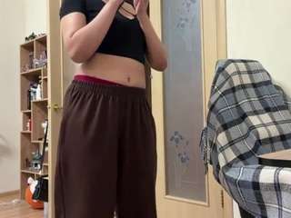 MichaeleHermanson live cam preview