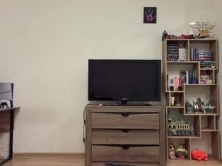 MichaeleHermanson live cam preview