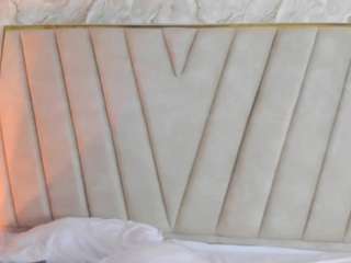 valerysmith01 live webcam show