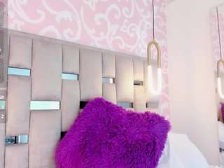 annievanegas