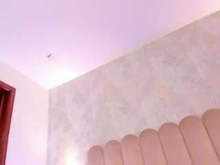 annievanegas