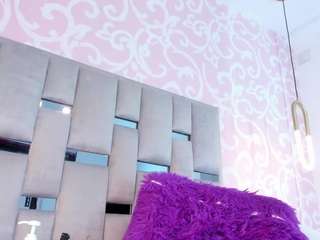 Gabriela live cam preview