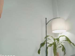 le modèle daniellesosa est en webcam porno dans un show sur le site camsoda, il possède les tags suivants: brown eyes,dirty talk,drinking,gape,no smoking,orgasm,teen 18,young adult,brown hair,hd,small tits