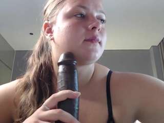 krispyshot live webcam show