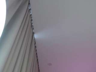 Krispyshot live cam preview