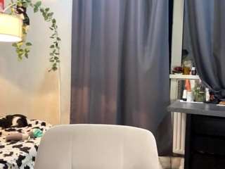 lilymcmahan Live Webcam on CamSoda