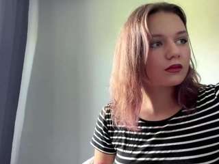 Live cam show with Mary
