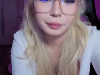 sirenveya Live Webcam on CamSoda
