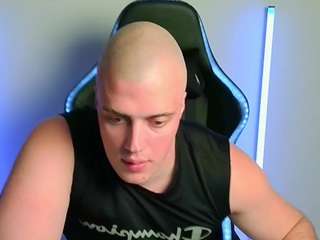 Live cam show with Telenok0
