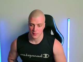 Live cam show with Telenok0