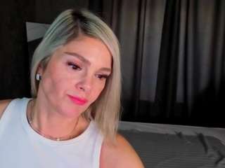 betty-brock Live Webcam on CamSoda