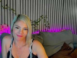 betty-brock Live Webcam on CamSoda