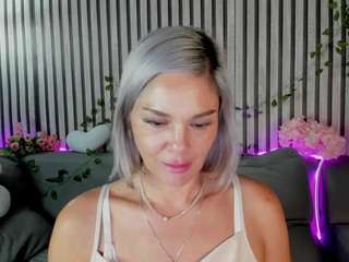 le modèle betty-brock est en webcam porno dans un show sur le site camsoda, il possède les tags suivants: ass,shaved,no drinking,no smoking,oil,pussy,ride torso,sexy,shaved pussy,naked,skinny,slender,spank,striptease,tease,upskirt,wet,nature,milf,ass bouncing