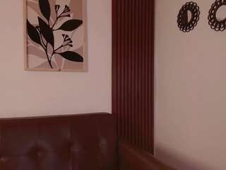 DulceDeyan live cam preview
