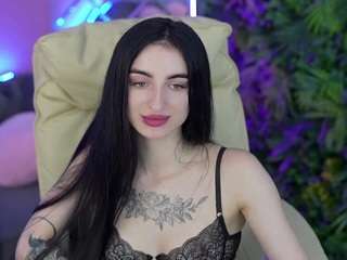emilyymoon