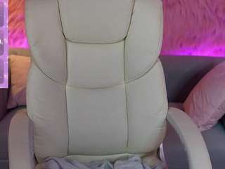 emilyymoon