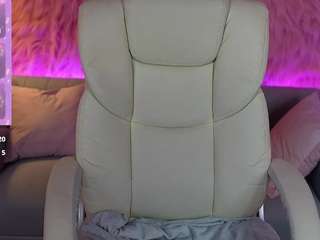 emilyymoon