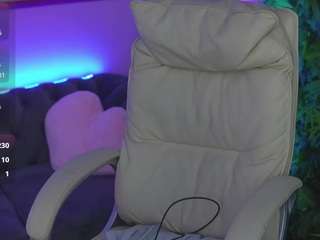 emilyymoon