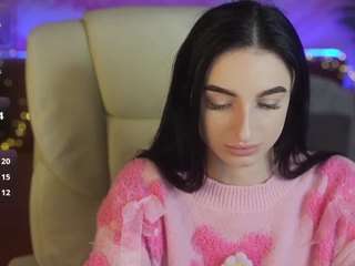 emilyymoon