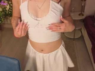 heikecastongvay