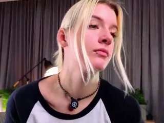 Aria live webcam show