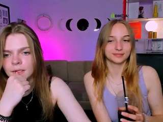 le modèle lira-loss est en webcam porno dans un show sur le site camsoda, il possède les tags suivants: ahegao,lingerie,young adult,teen 18,tattoos,skinny,sexy,pussy,orgasm,natural,naked,full nudity,ass,feet,drinking,domination,doggy style,dildo,cum,cock rating