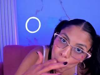 lunarossie's live room