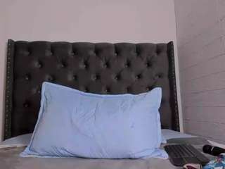 lunarossie's live room