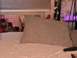 mirthgrave live webcam show