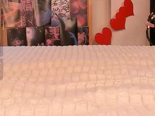 MirthGrave live webcam show