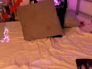 MirthGrave live webcam show