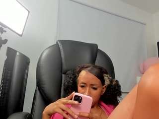 vickycastillo live webcam show