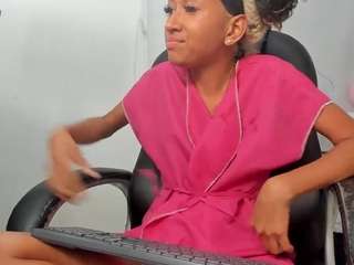 vickycastillo live webcam show