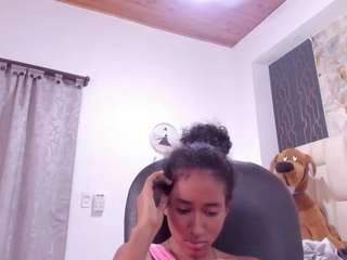 vicky castillo live cam preview