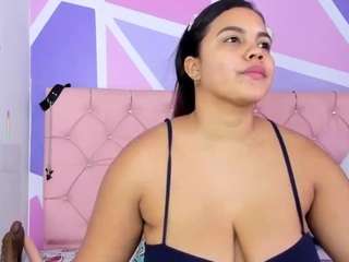 angie-bigass