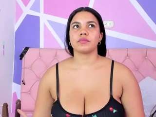 angie-bigass