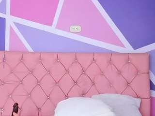 angie-bigass
