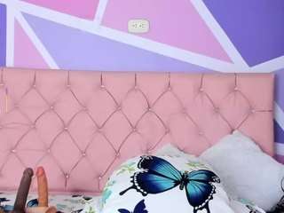 angie-bigass live cam preview
