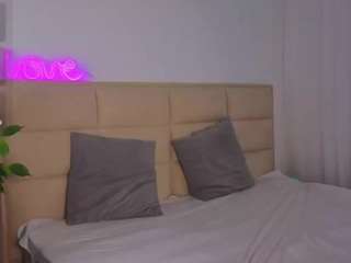 Eva live webcam show