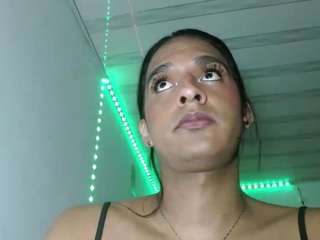 emilyadams6 live webcam show