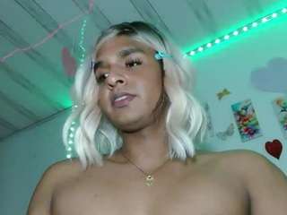 emilyadams6 live webcam show